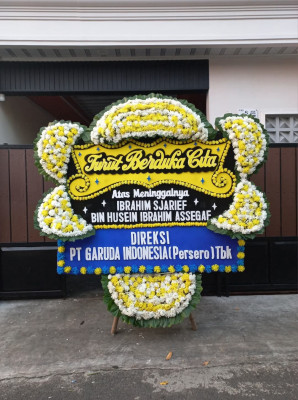 Papan Bunga Duka di Karang Sidemen