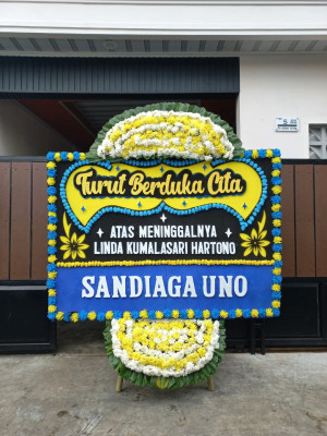 Papan Bunga Duka di Karang Sidemen